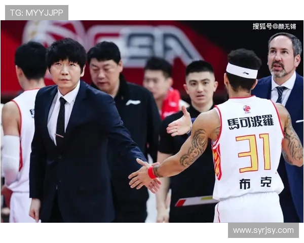 邱彪首次现场观战泰山队深感震撼回忆童年时代心中泰山队的辉煌印象